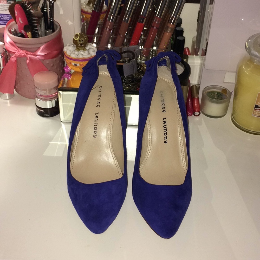 Chinese Laundry Blue Suede Heels